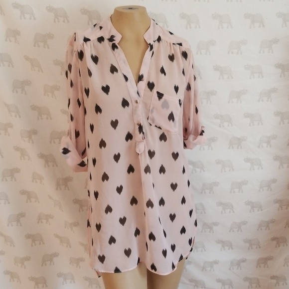 Tops - $6❤MARISOL Semi-Sheer Heart Tunic ❤$6 BUNDLED❤